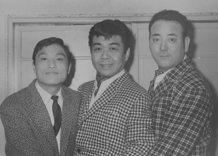 1966年2月撮影　「てんぷくトリオ」 三波伸介（中央） 戸塚睦夫（右）