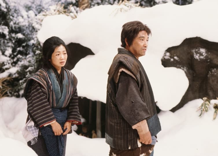 『連続テレビ小説　おしん』（1983）出演時　泉ピン子（左）