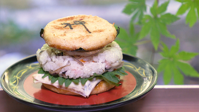 Crunchy lotus root dressed in vinegared miso and mustard are used instead of pickles. Creamy soymilk skin is substituted for cheese.Combined, it all makes a delicious and healthy burger that showcases the best of shojin-ryori!.