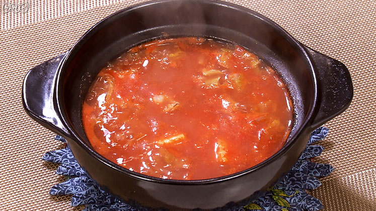 シーフードミックスのトマト鍋