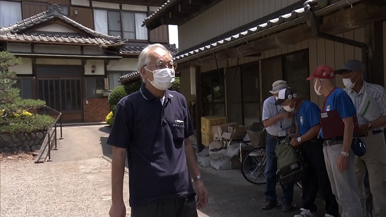 江戸時代から続く家の主・江田常一さんを訪ね、地域の水害対策の歴史を学びます。