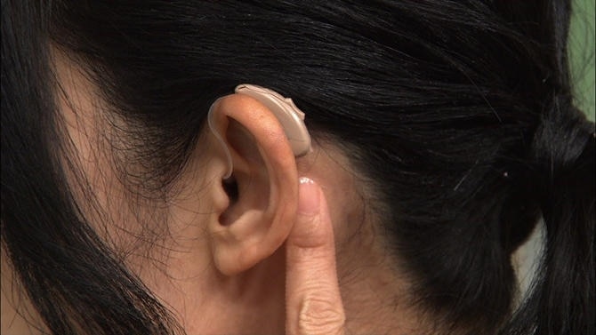 補聴器 耳かけ型