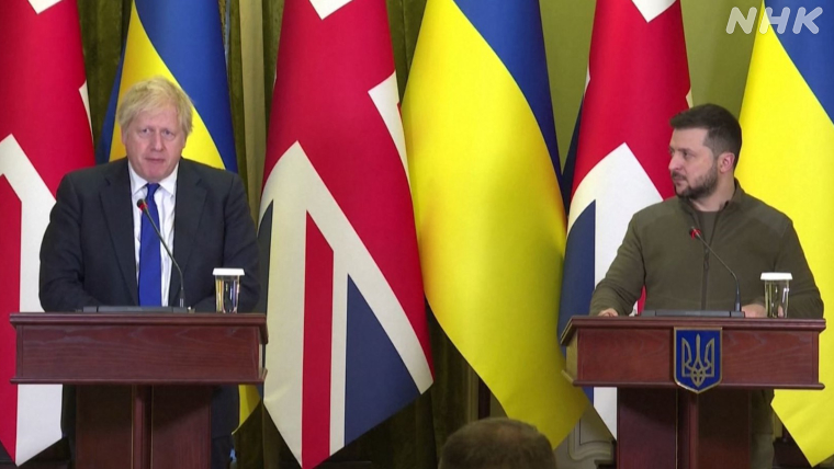 イギリス・ジョンソン首相とウクライナ・ゼレンスキー大統領